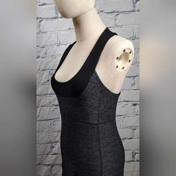 lululemon athletica Women's Tank  Top Mesh Back Black Gray Yoga Size 6 US - - Picture 7 of 13